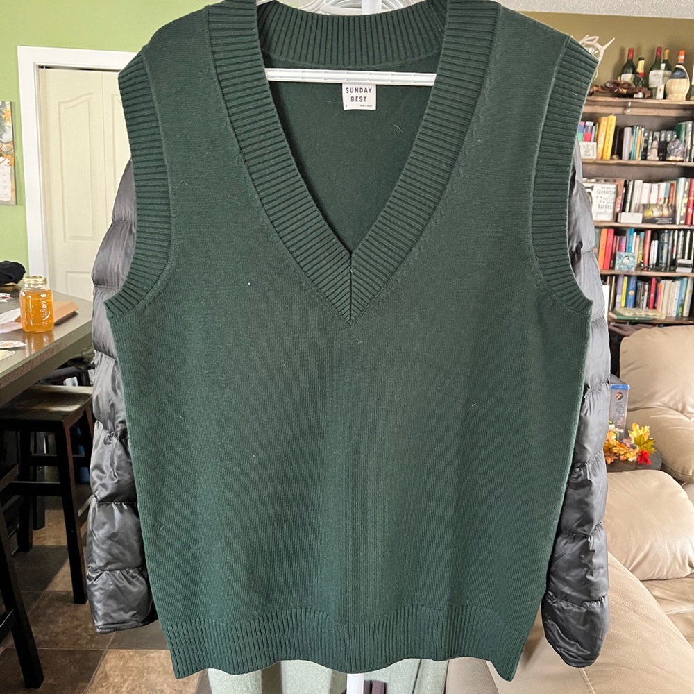 Sunday Best Forest Green V-Neck Sleeveless Sweater Vest